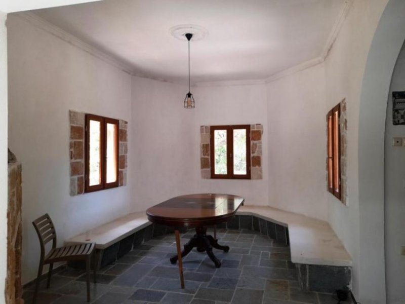 Sikia Kreta, Sikia: Drei Häuser auf einem Grundstück mit Meerblick zu verkaufen Haus kaufen